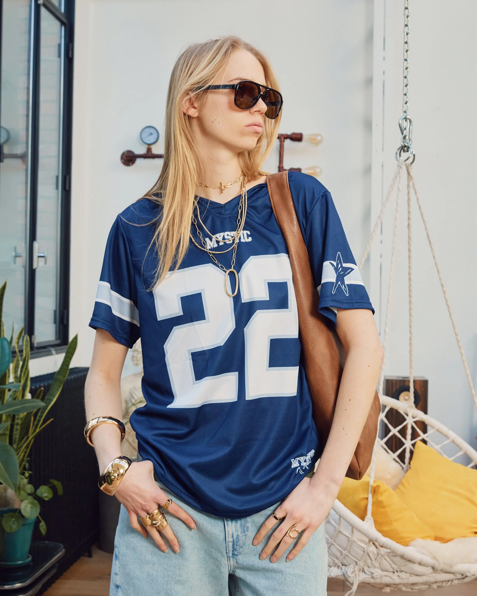 BLUE 22 - Image 5