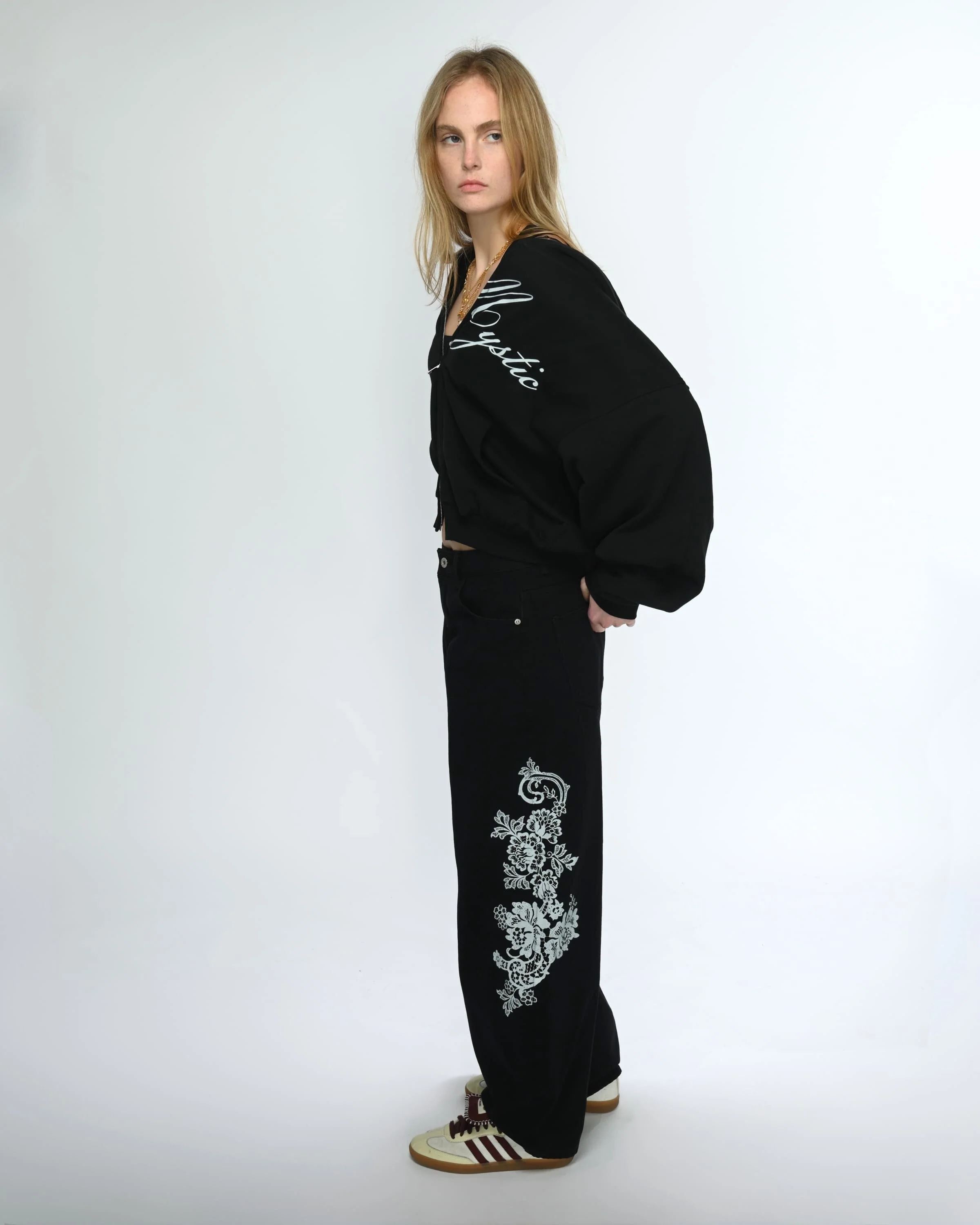 White Lace Barrel Jeans - Image 5